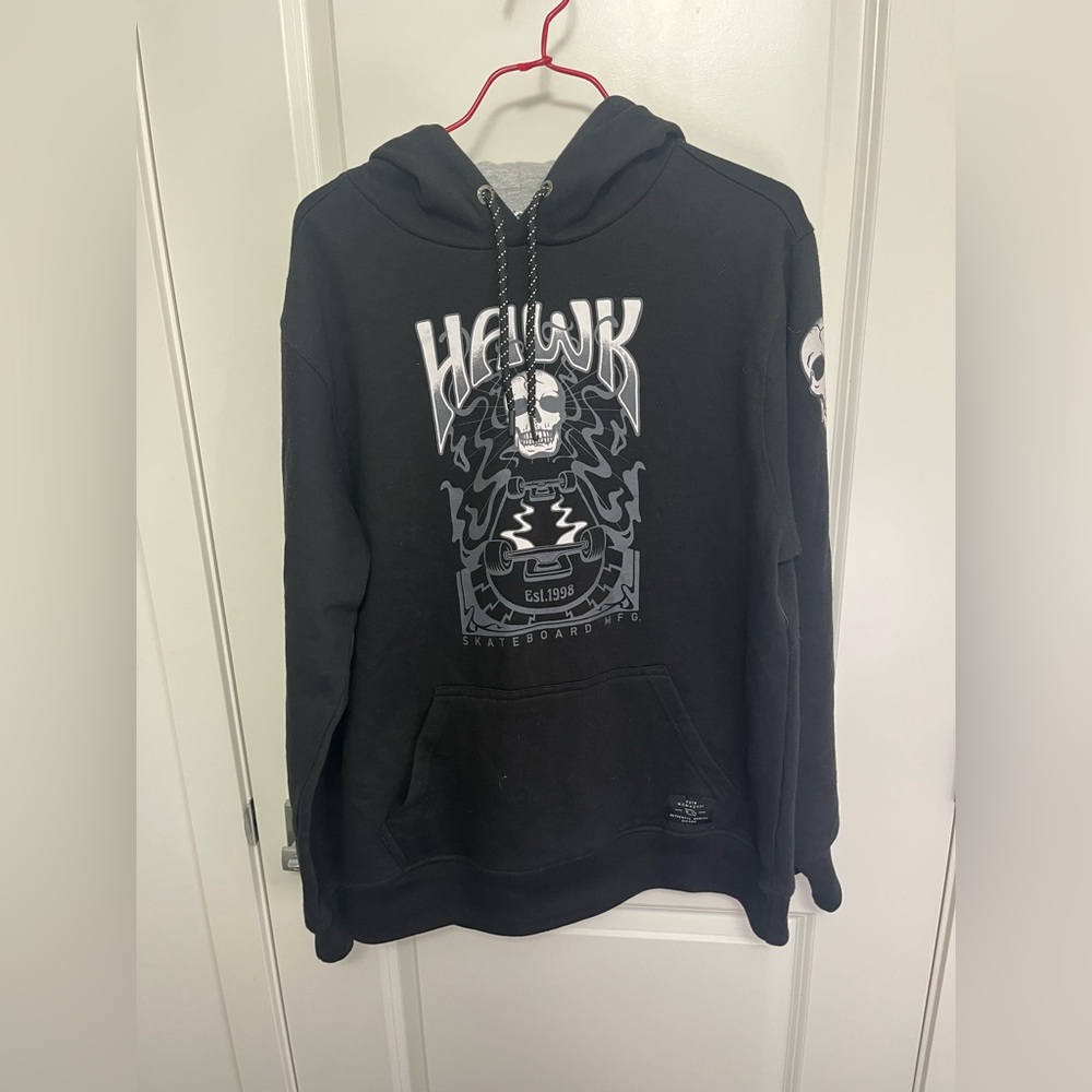 Tony Hawk Men's Black Skeleton Hoodie in size M